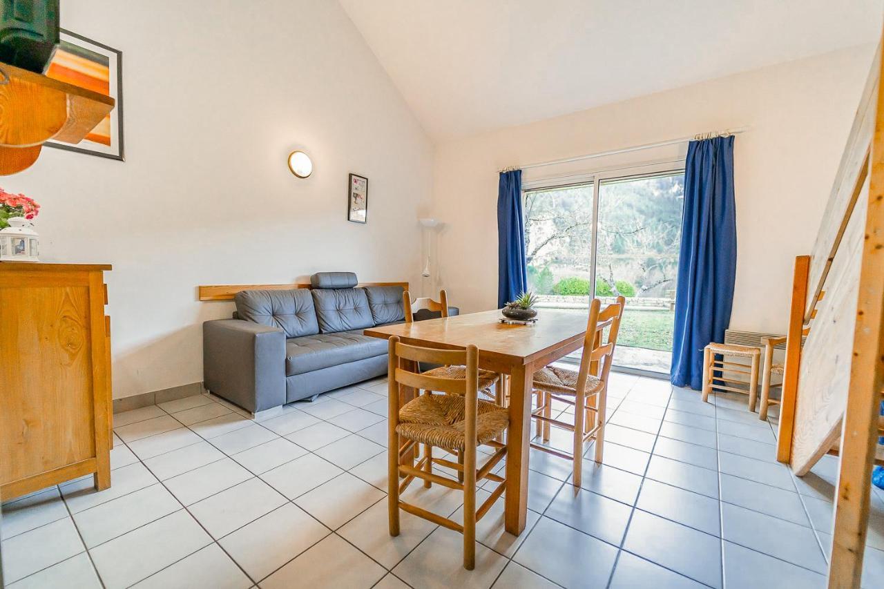Village De Gites De Blajoux Quezac  Экстерьер фото