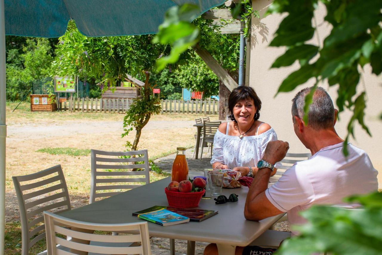 Village De Gites De Blajoux Quezac  Экстерьер фото