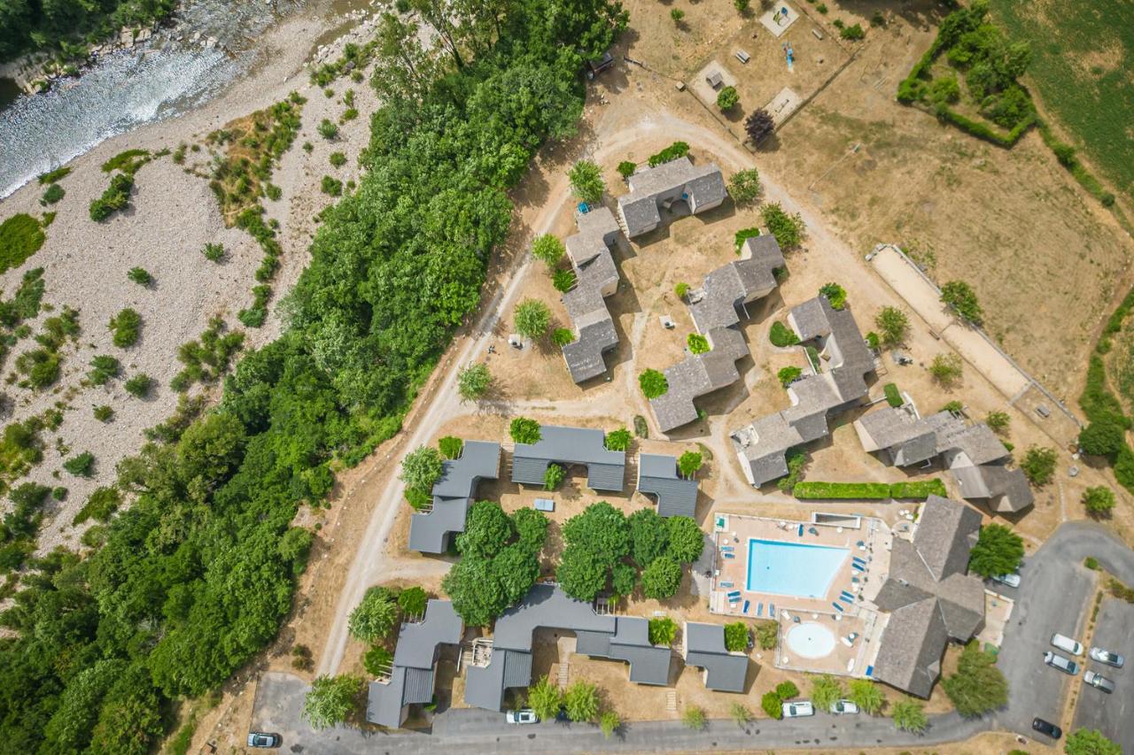 Village De Gites De Blajoux Quezac  Экстерьер фото