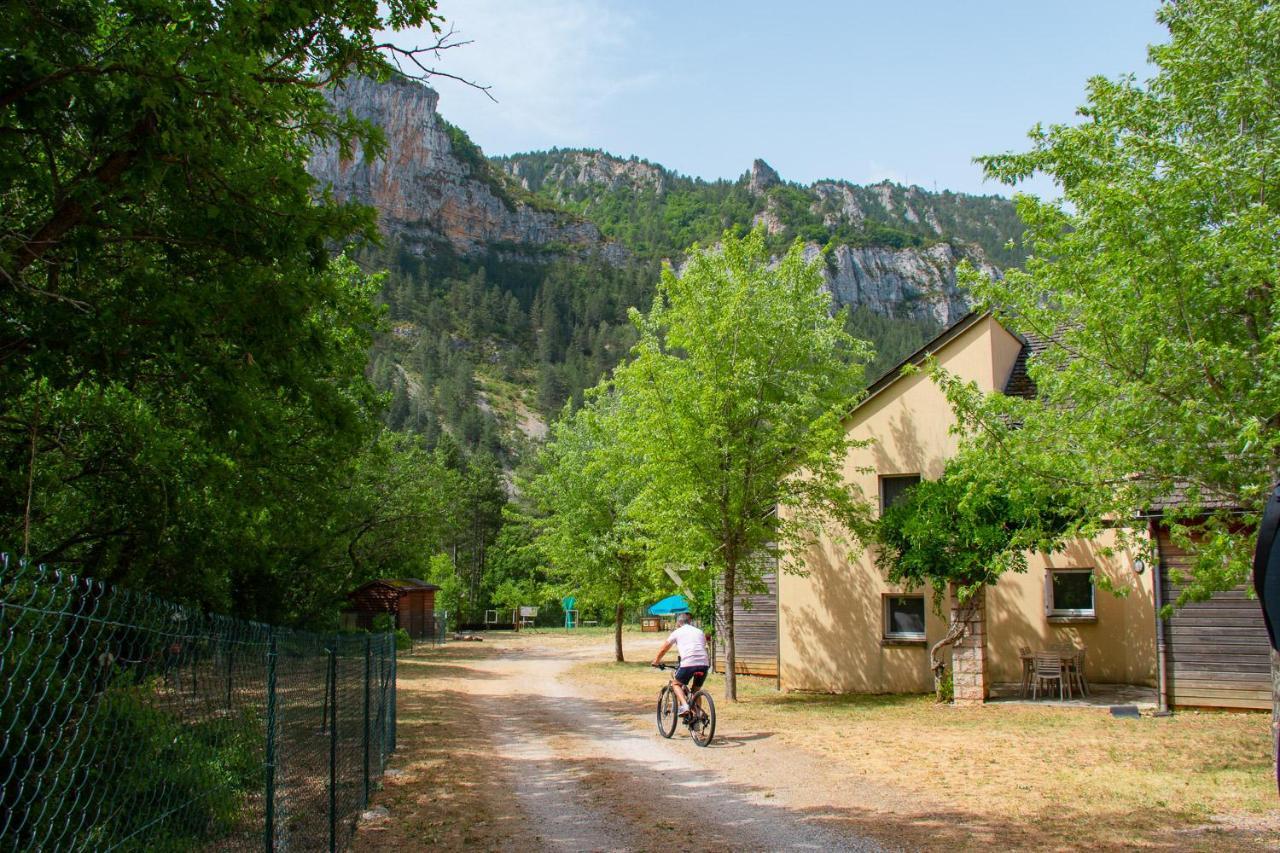 Village De Gites De Blajoux Quezac  Экстерьер фото